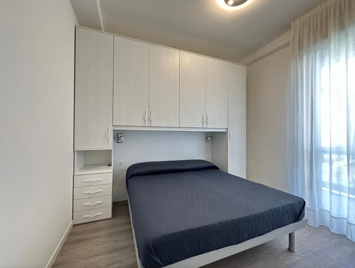 Costa Del Sol Family Apartments-Carraro Immobiliare Jesolo 0*, ليدو دي يسولو